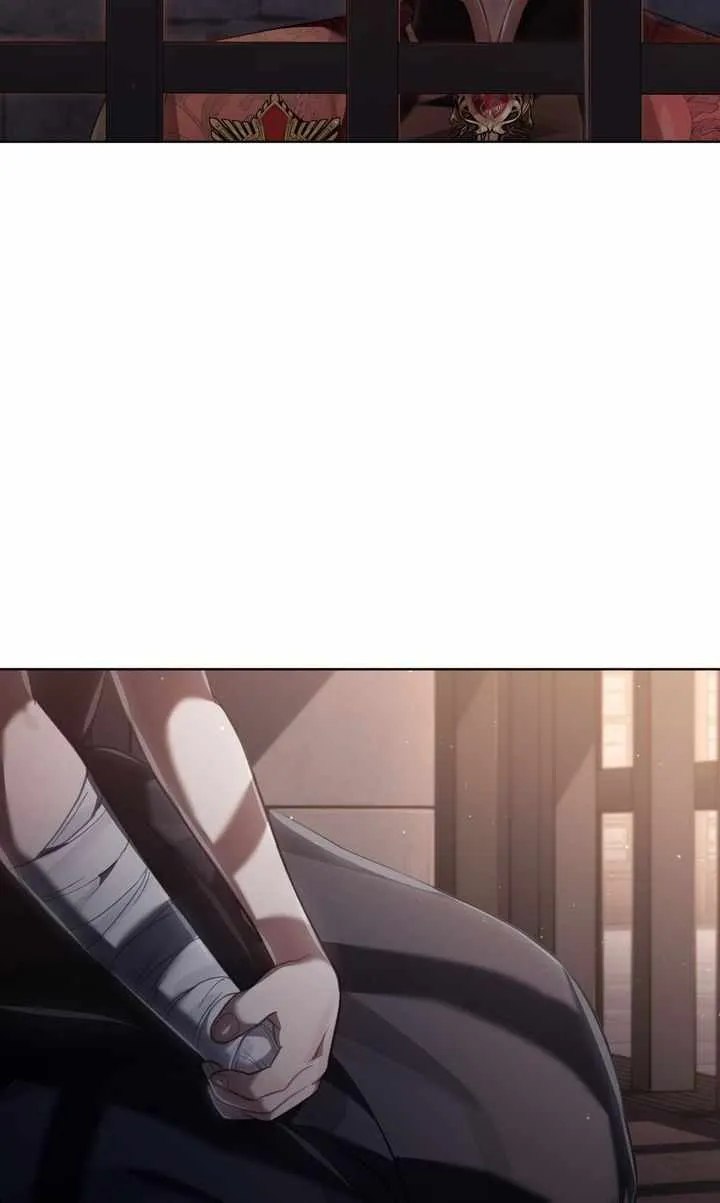 Read Living As The Enemy Prince Manga Online